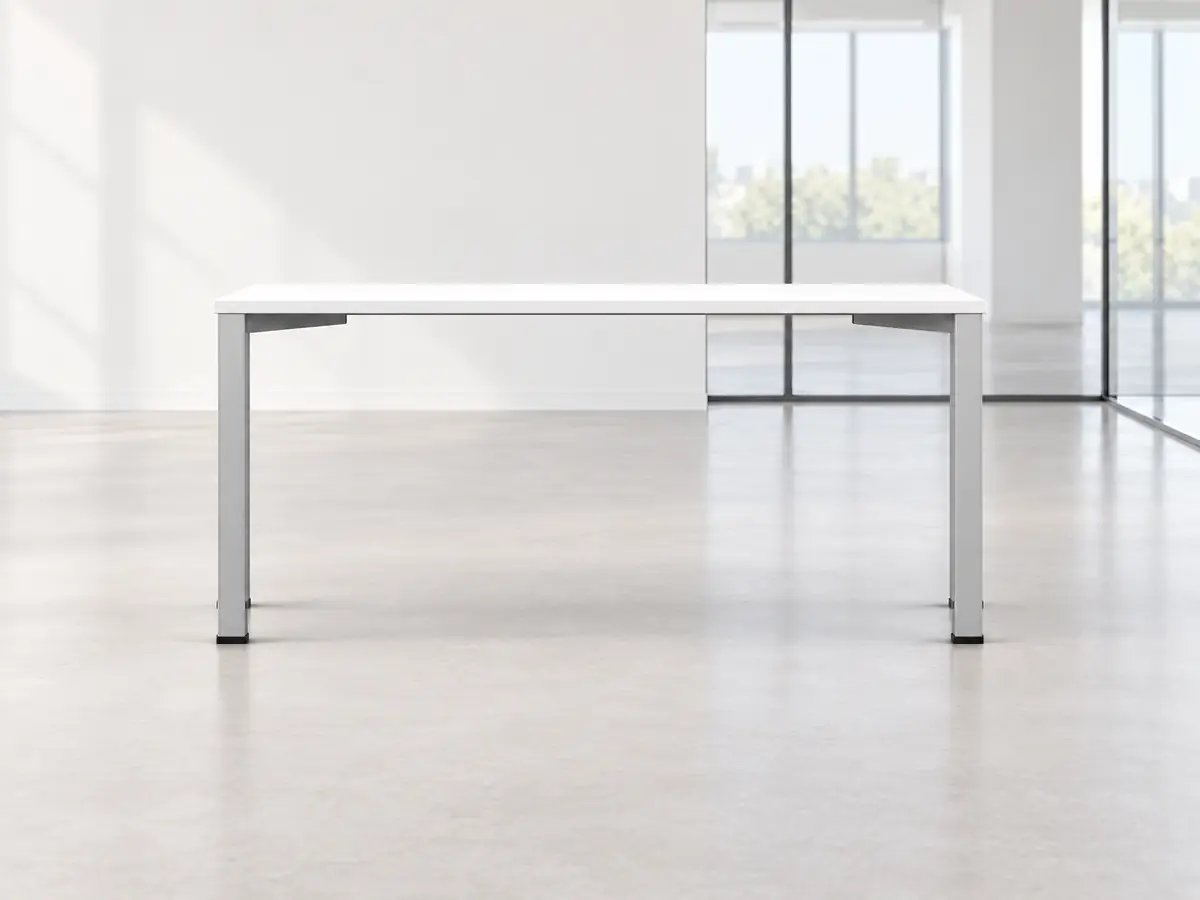Стол — вид спереди